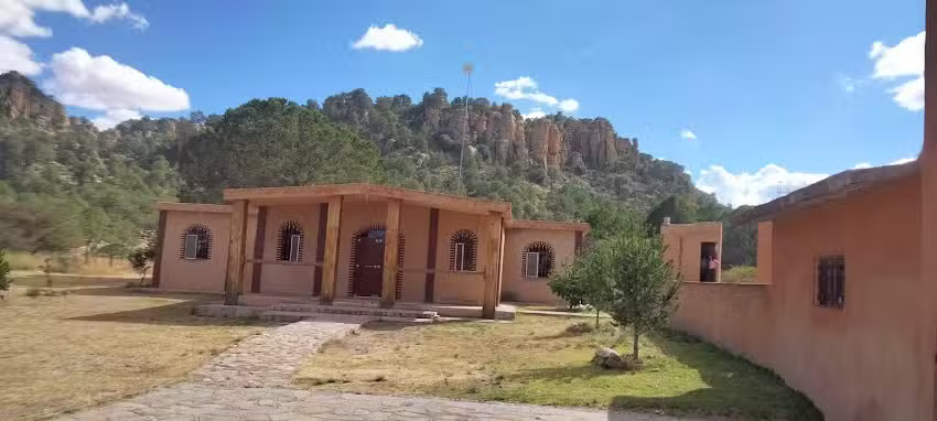 Zona de acampado (caba&ntilde;as) parque nacional sierra de organos